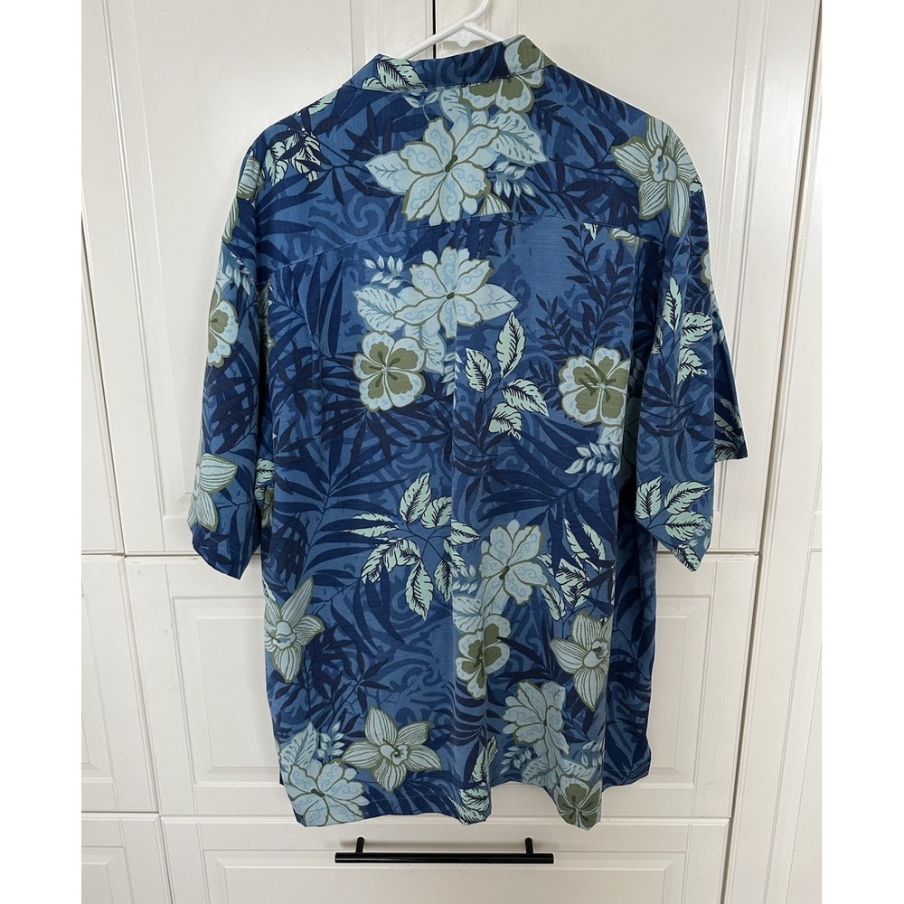 Hawaiian Style Shirt - Tommy Bahama - Island Floral Pattern - Sz XL - Picture 5 of 6